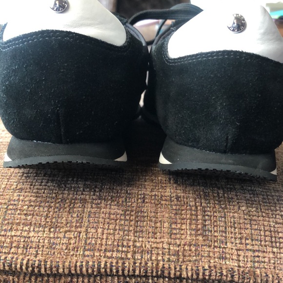 Michael Kors sneakers. Size 10M. Black - Picture 8 of 10
